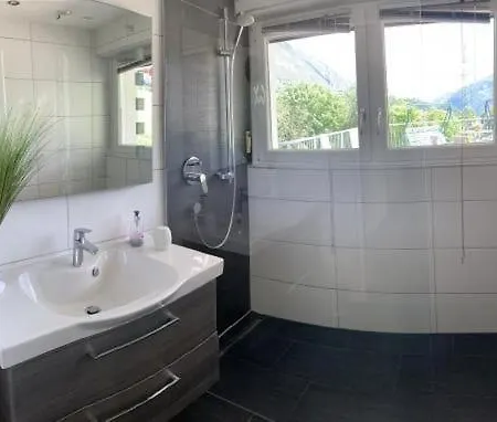 Komfortables In Mit Pool Holiday home