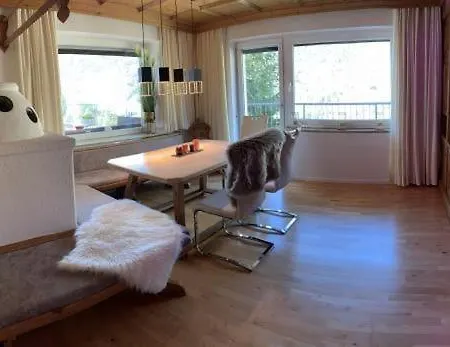 Komfortables In Mit Pool Holiday home Landeck